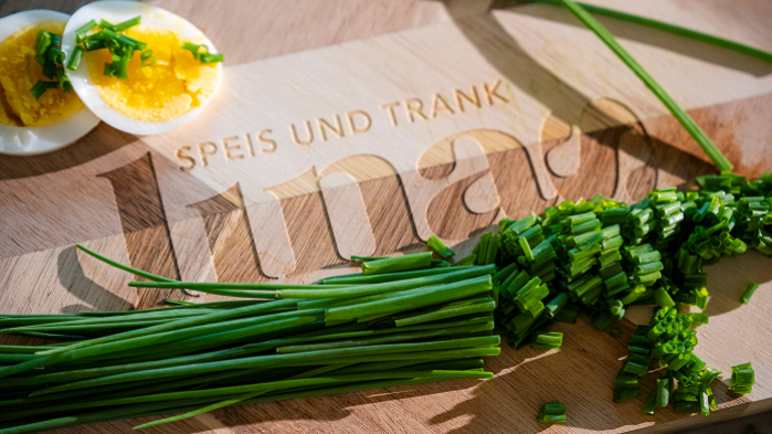 LINAS SPEIS UND TRANK